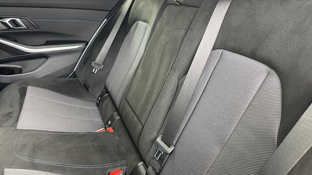 BMW 3 Series Saloon Grey #12