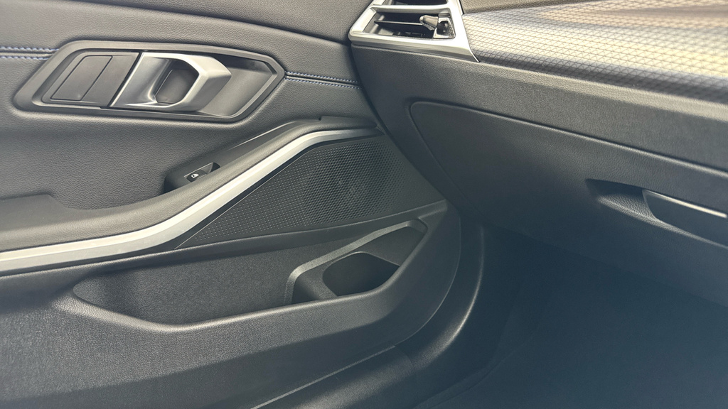 BMW 3 Series Saloon Grey #29