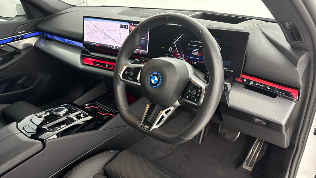 BMW 5 Series 530E M Sport Touring #6