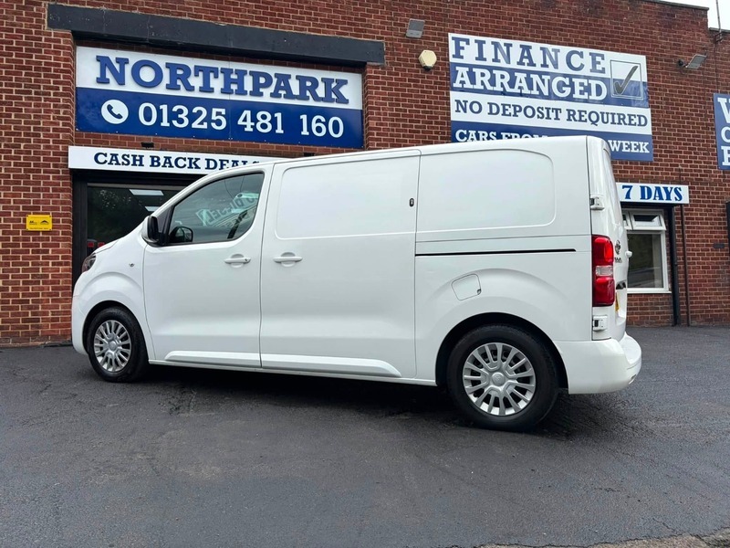 Toyota PROACE 2.0D Long Panel White #7