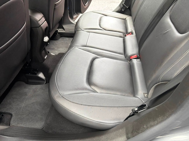 Jeep Renegade Night Eagle White #20