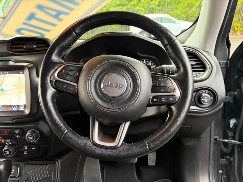 Jeep Renegade Night Eagle White #22