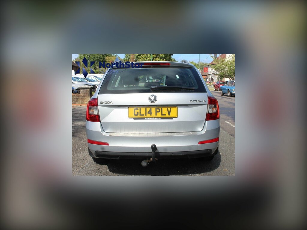 Skoda Octavia Hatchback 1.6 Tdi Elegance Dsg Euro 5 Ss 2 Silver #20