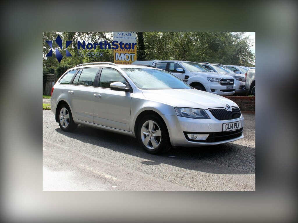 Skoda Octavia Hatchback 1.6 Tdi Elegance Dsg Euro 5 Ss 2 Silver #21