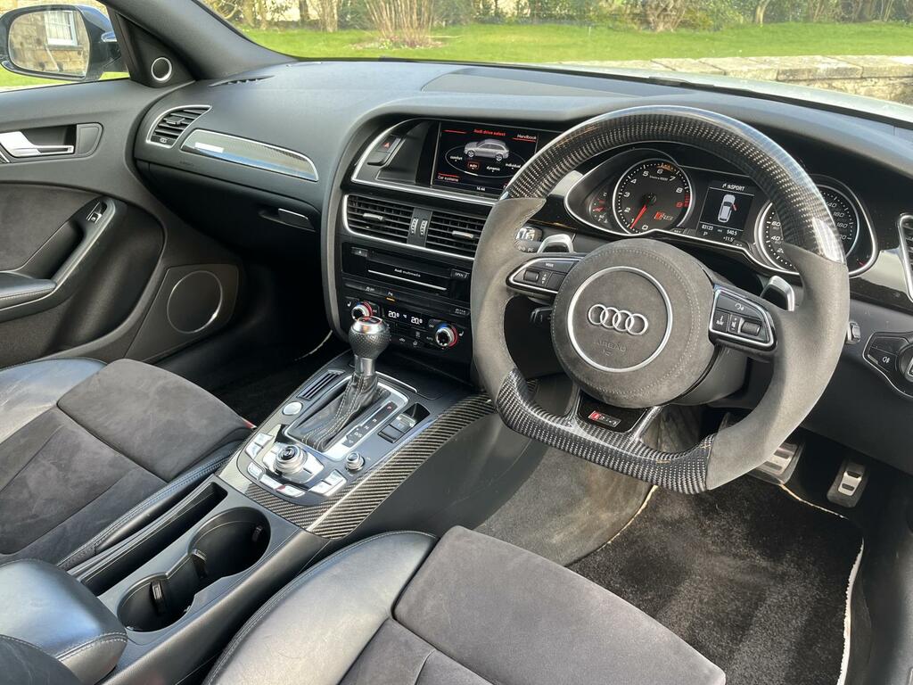 Audi RS4 Avant Rs4 Red #8