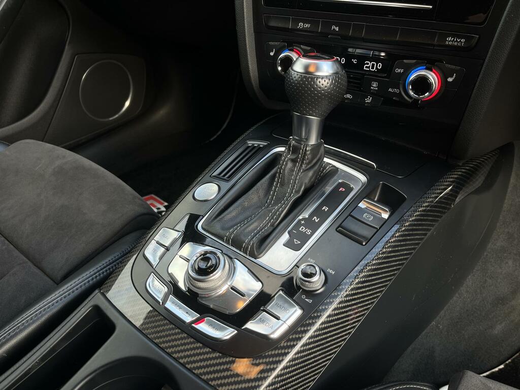 Audi RS4 Avant Rs4 Red #9