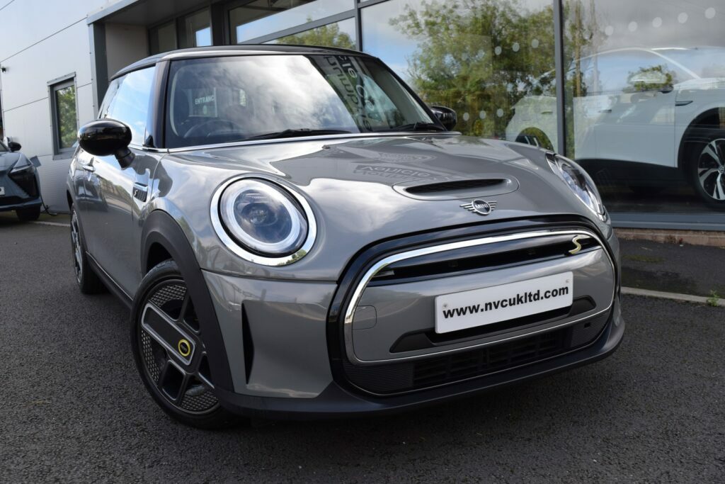 Mini Hatch S 135Kw 32.6Kwh L1 Grey