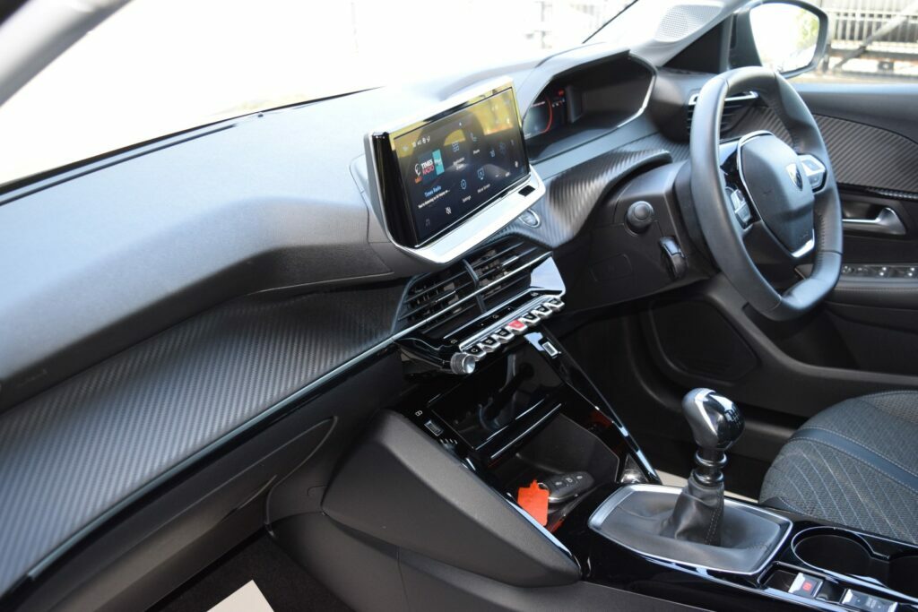 Peugeot 208 Active Grey #36