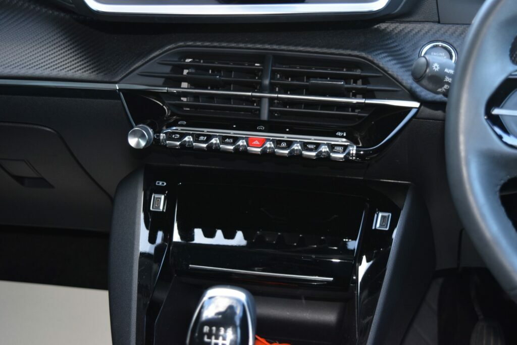Peugeot 208 Active Grey #28