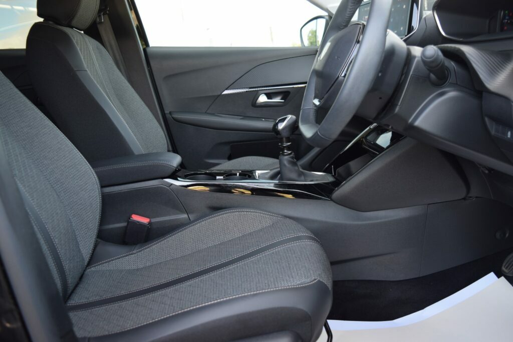 Peugeot 208 Active Grey #34
