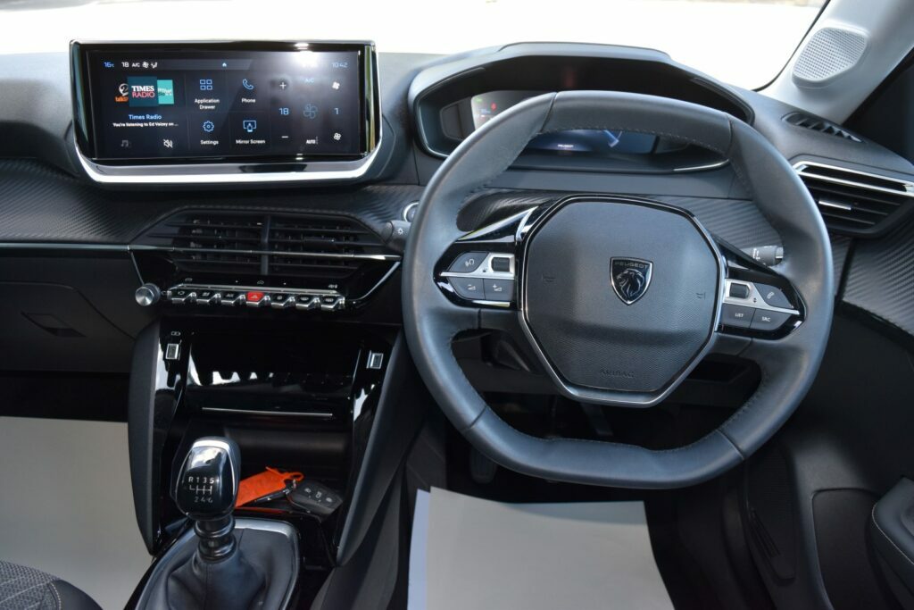Peugeot 208 Active Grey #9