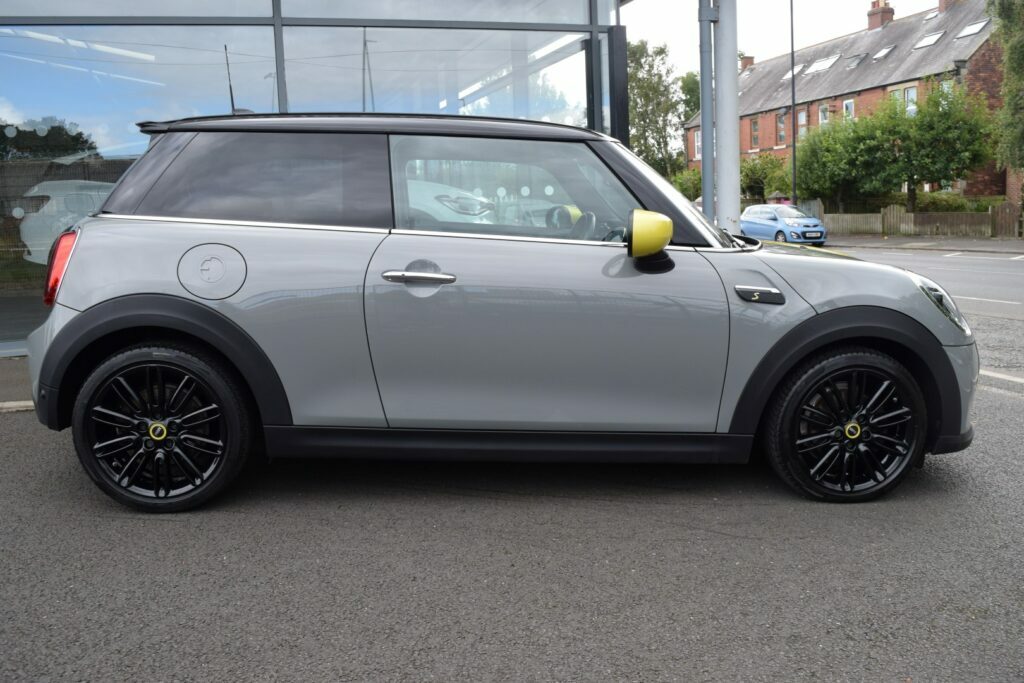 Mini Hatch S 135Kw 32.6Kwh L2 Grey #2