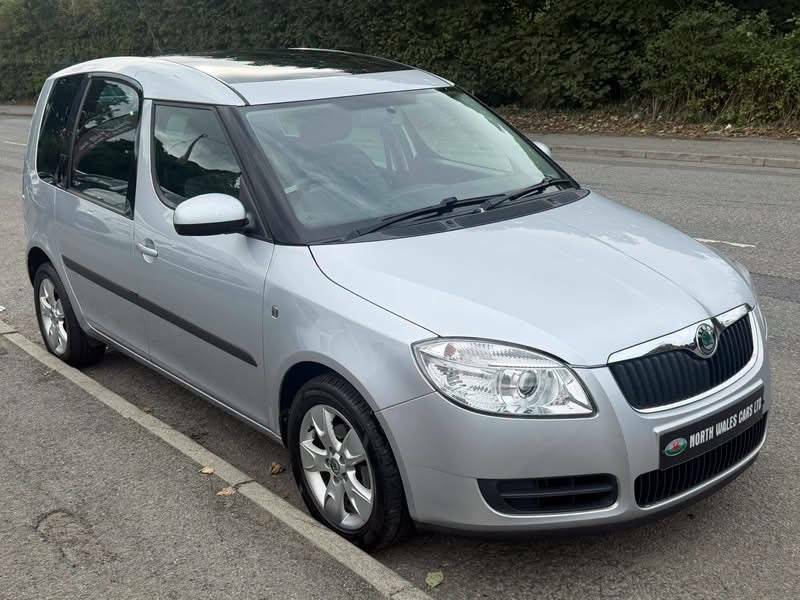 Skoda Roomster With 3 Months White #2