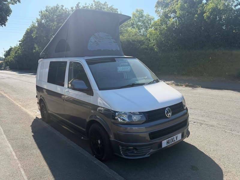 Volkswagen Transporter Mpv Black #1