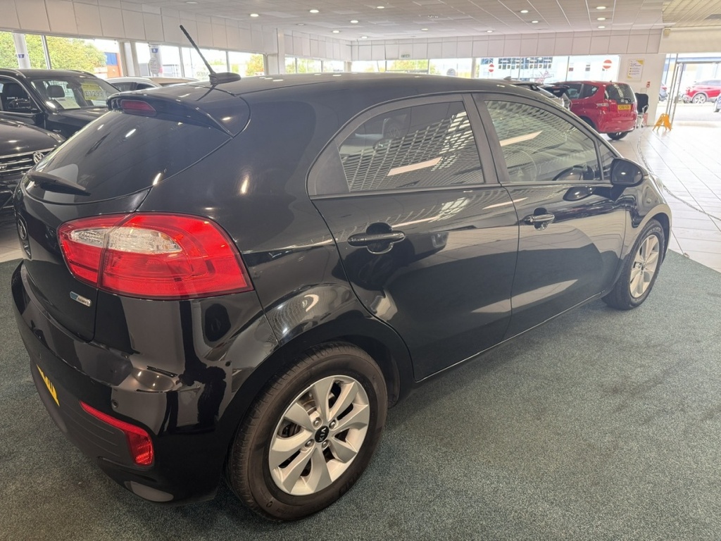 Kia RIO 1.25 Se Black #6