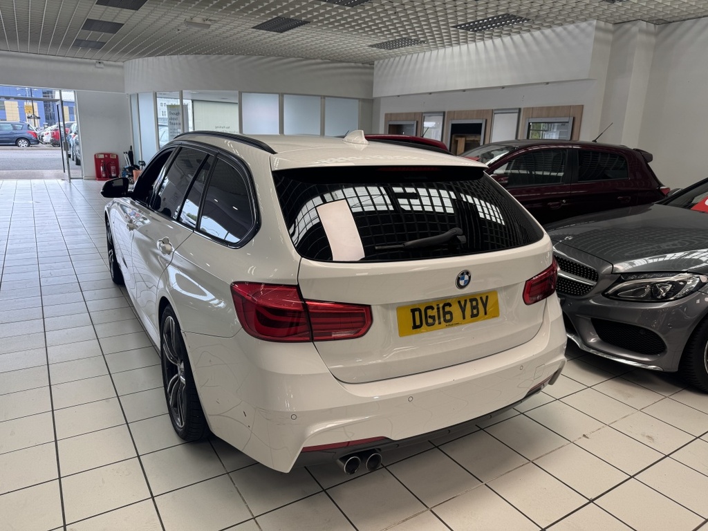 BMW 3 Series 320D M Sport DG16YBY White #3