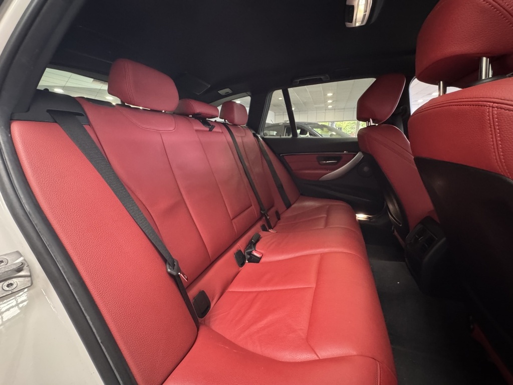 BMW 3 Series 320D M Sport DG16YBY White #5