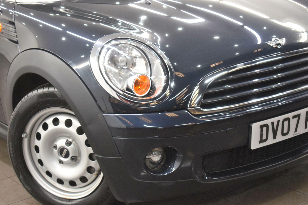 Mini Hatch 1.4 One Steptronic Euro 4 Black #6