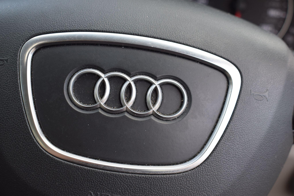 Audi A6 Saloon 2L S Line Red #45