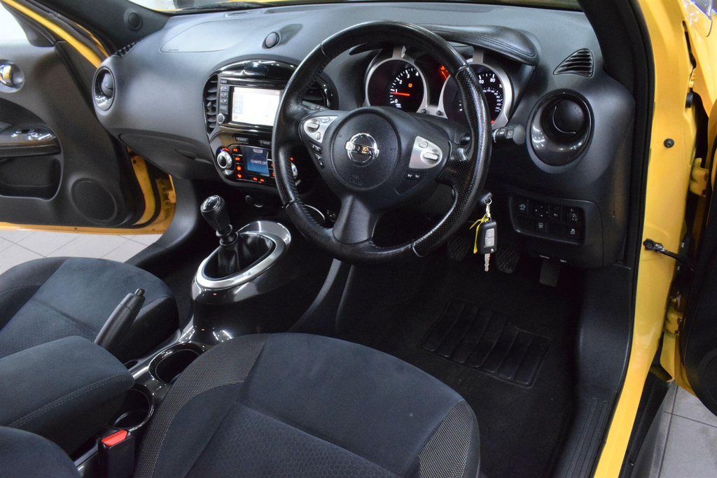 Nissan Juke 1.6 Acenta White #31