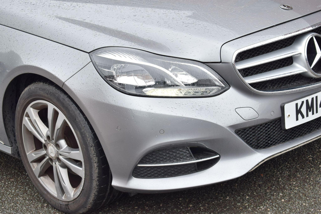 Mercedes-Benz E Class Saloon Silver #6