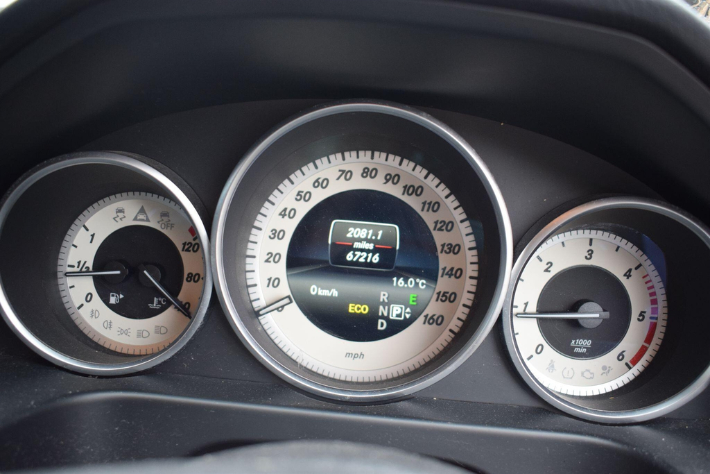 Mercedes-Benz E Class 3.5L E400 Amg Line 328 Bhp Grey #26