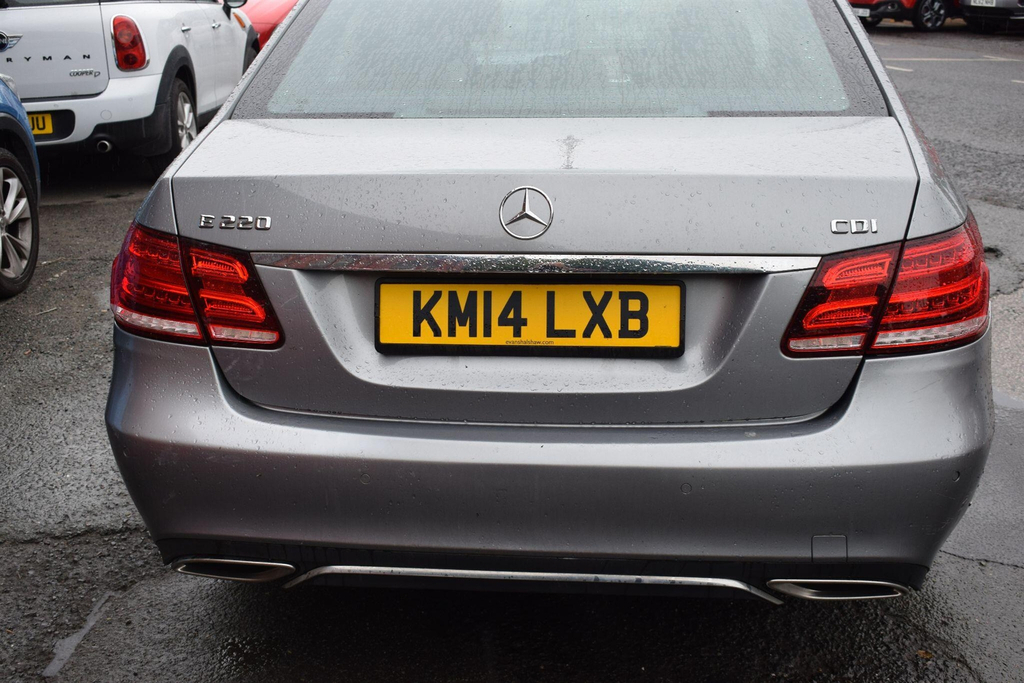 Mercedes-Benz E Class 3.5L E400 Amg Line 328 Bhp Grey #15