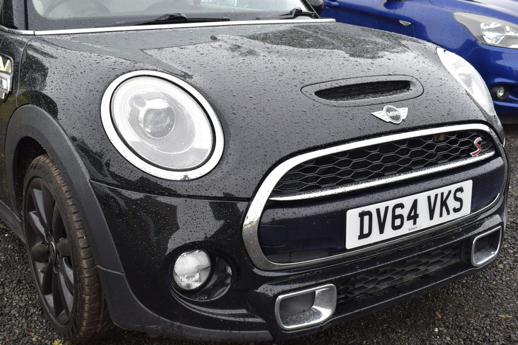 Mini Hatch 1.5 Cooper Hatchback 136 Ps Chili White #21
