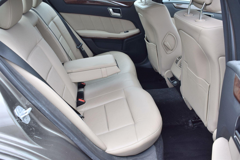 Mercedes-Benz E Class 2.1 E220 Cdi Blueefficiency Sport 170 Bhp White #13