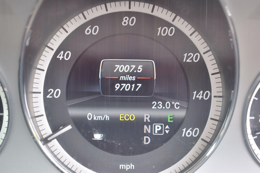 Mercedes-Benz E Class 2.1 E220 Cdi Blueefficiency Sport 170 Bhp White #19