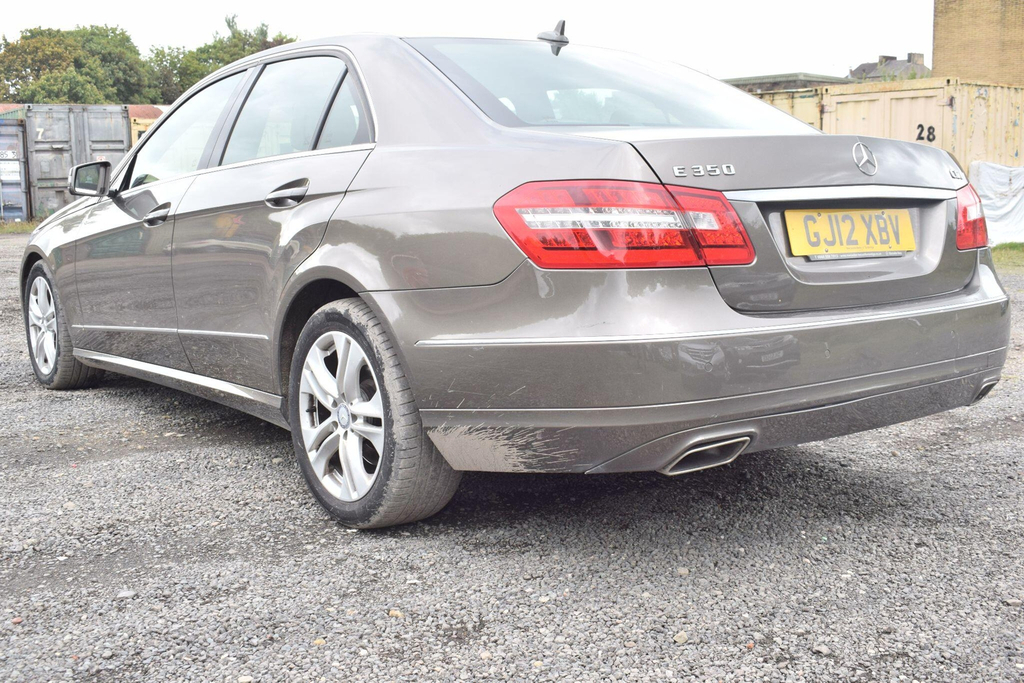 Mercedes-Benz E Class 2.1 E220 Cdi Blueefficiency Sport 170 Bhp White #7