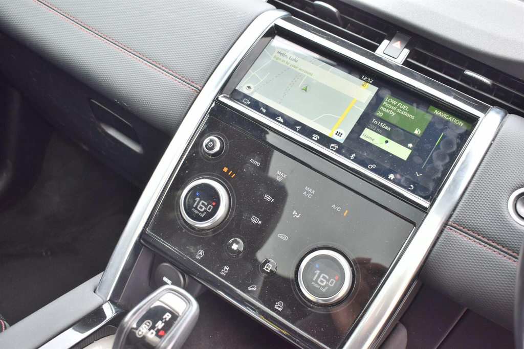 Land Rover Discovery Sport Suv Red #4