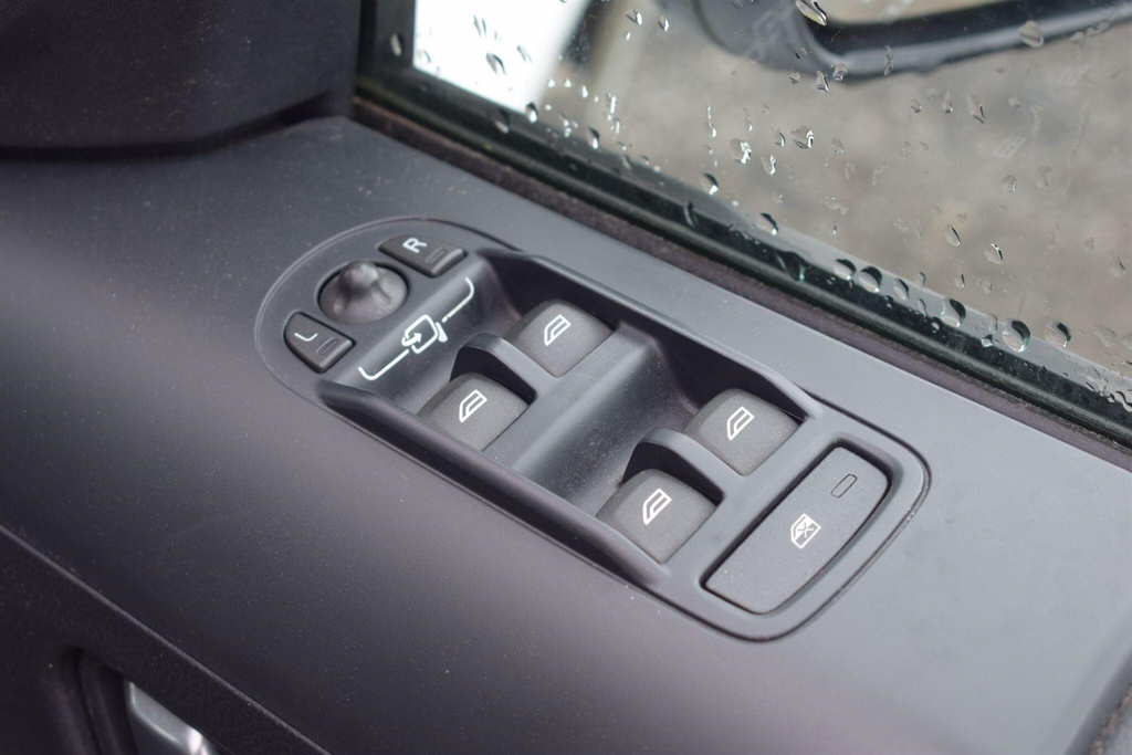 Land Rover Freelander 2 Suv Black #29