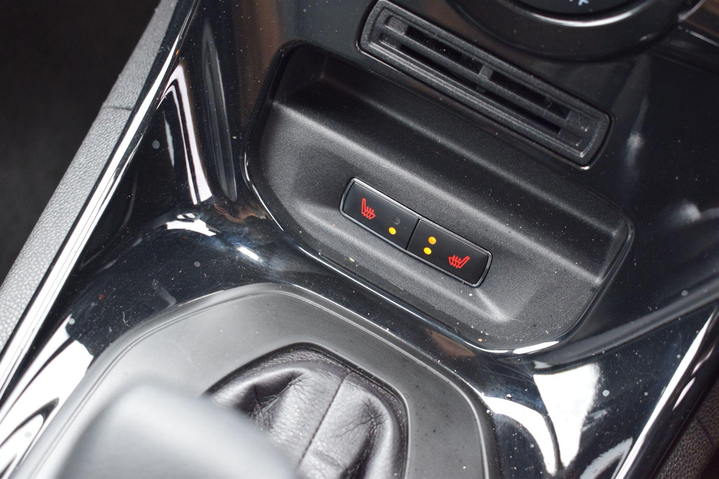 Ford Fiesta 1.0 Ecoboost Titanium Powershift Red #32