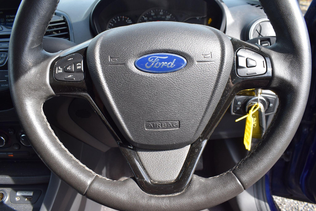Ford KA+ 1.2 85 Zetec Red #27