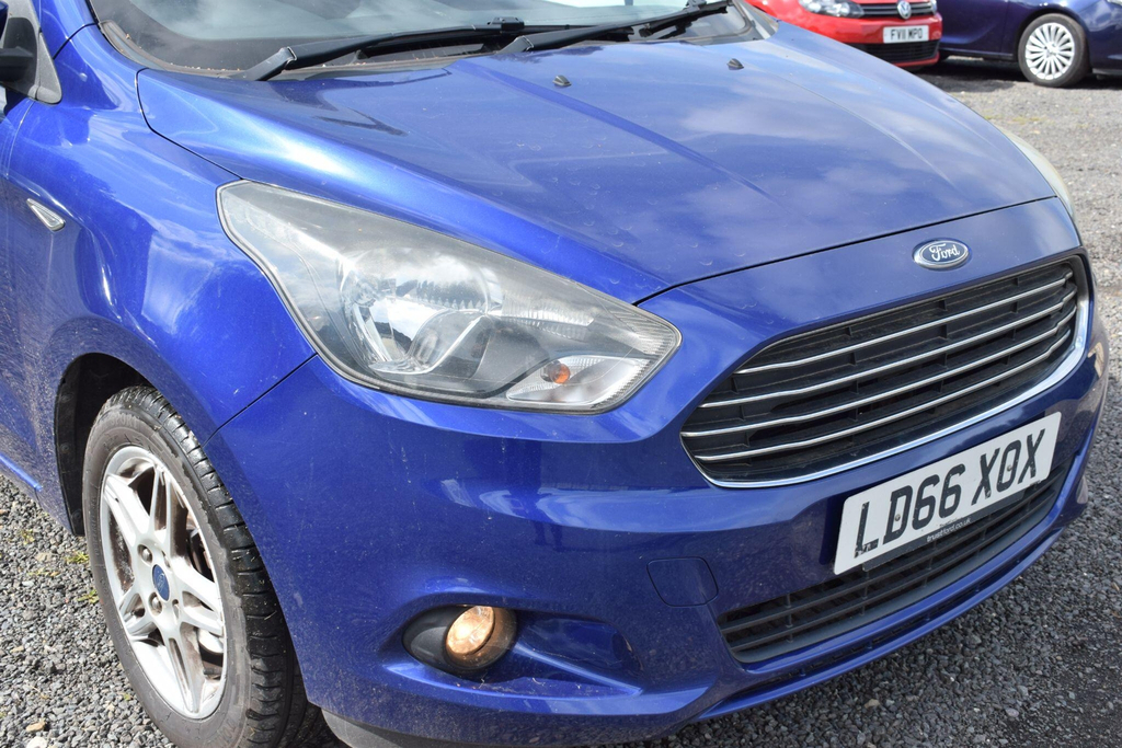 Ford KA+ 1.2 85 Zetec Red #8