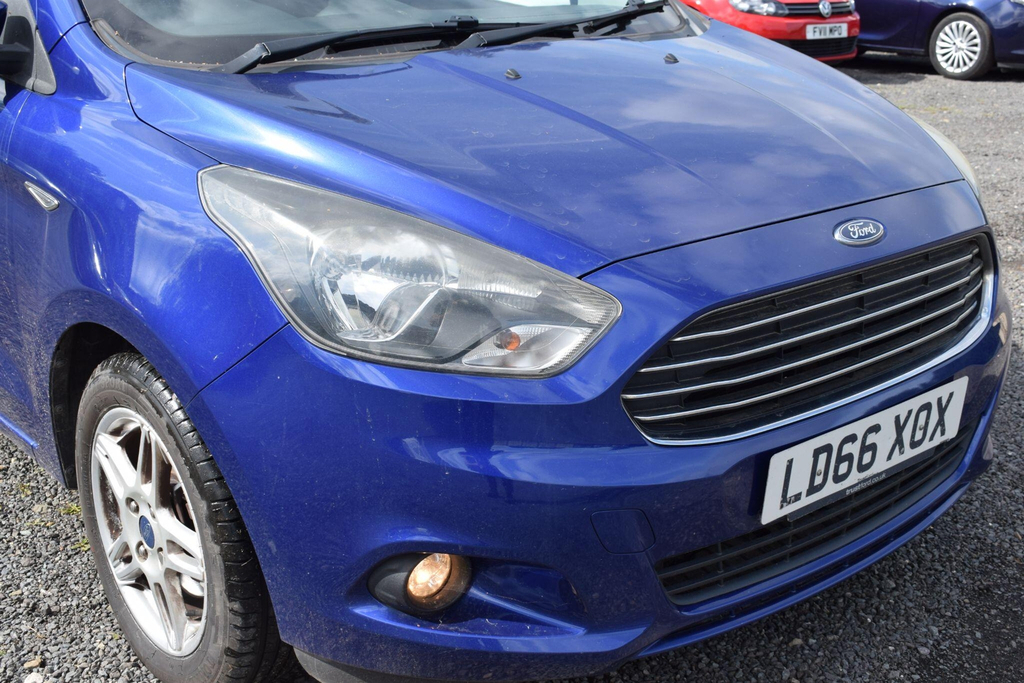 Ford KA+ 1.2 85 Zetec Red #16