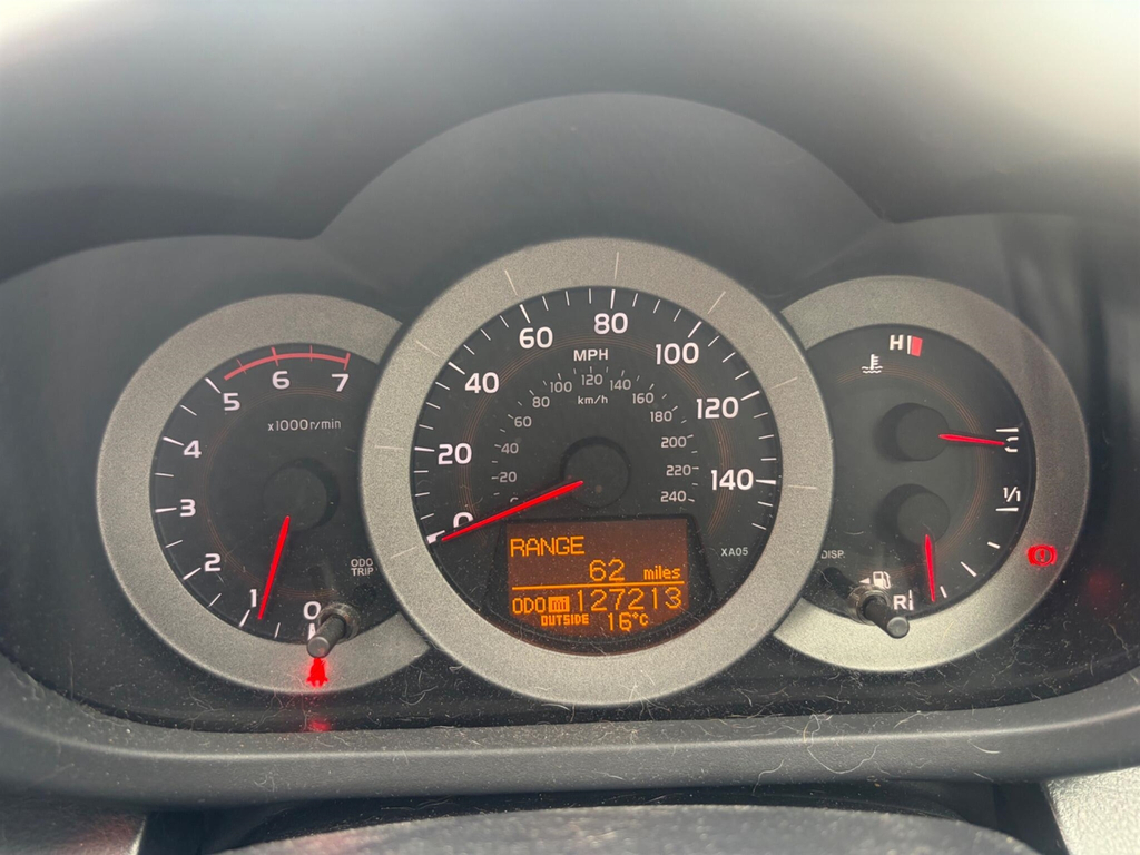 Toyota Rav 4 Silver #11