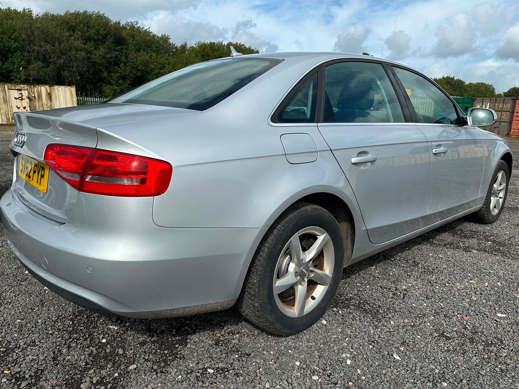 Audi A4 2.0 Tdi Se Technik Euro 5 Ss Silver #2