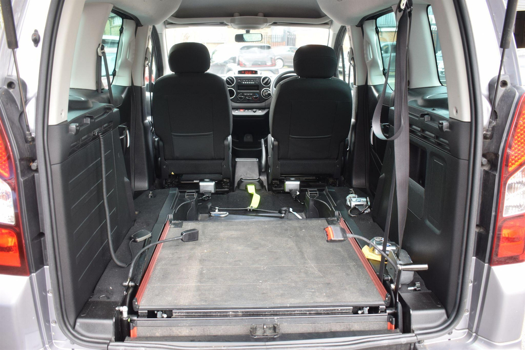 Peugeot Partner Tepee 1.6 Bluehdi 75 Active Silver #21