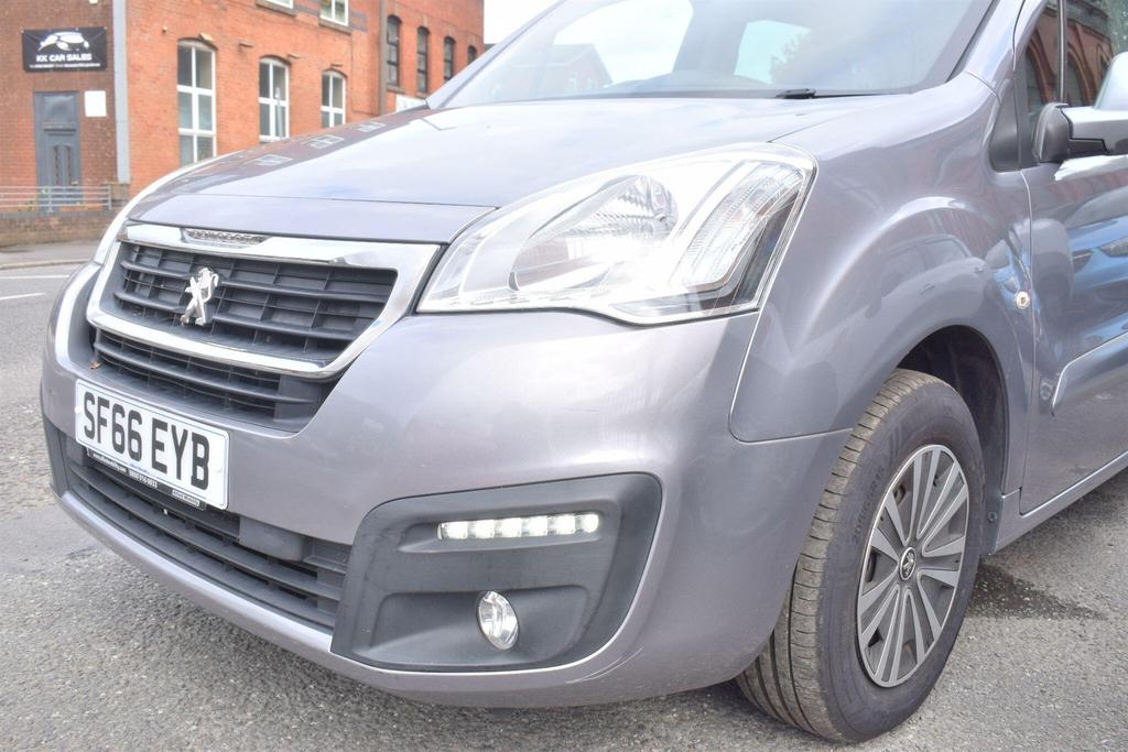 Peugeot Partner Tepee 1.6 Bluehdi 75 Active Silver #8