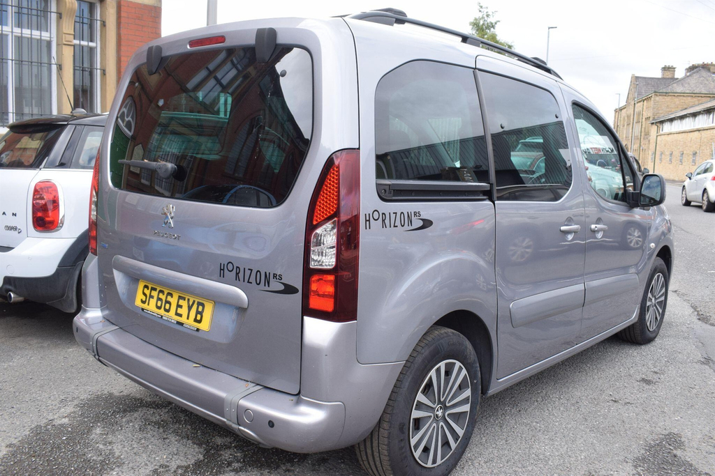 Peugeot Partner Tepee 1.6 Bluehdi Allure Etg Euro 6 Ss Grey #2