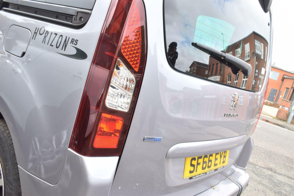 Peugeot Partner Tepee 1.6 Bluehdi 75 Active Silver #11
