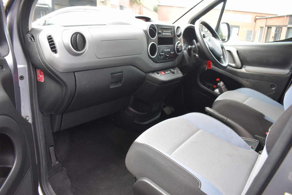 Peugeot Partner Tepee 1.6 Bluehdi 75 Active Silver #15