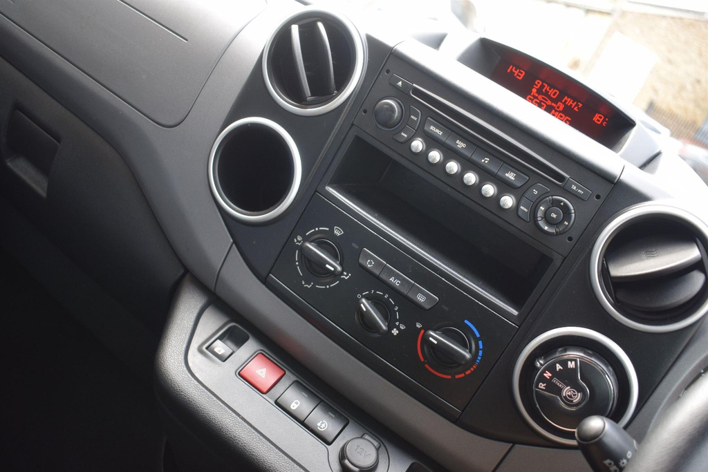 Peugeot Partner Tepee 1.6 Bluehdi Allure Etg Euro 6 Ss Grey #4