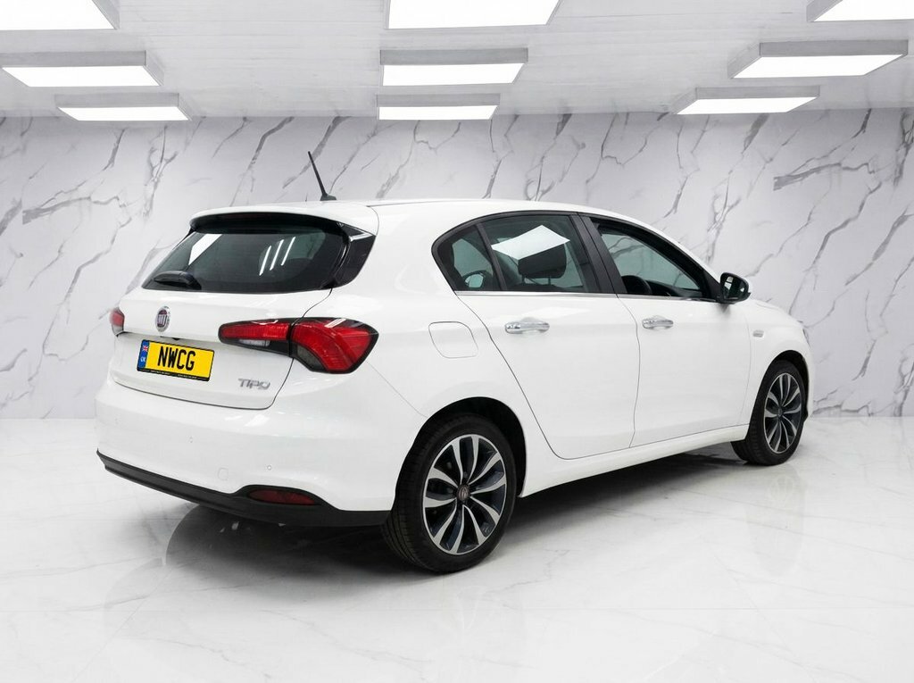 Fiat Tipo 1.4L Lounge White #4