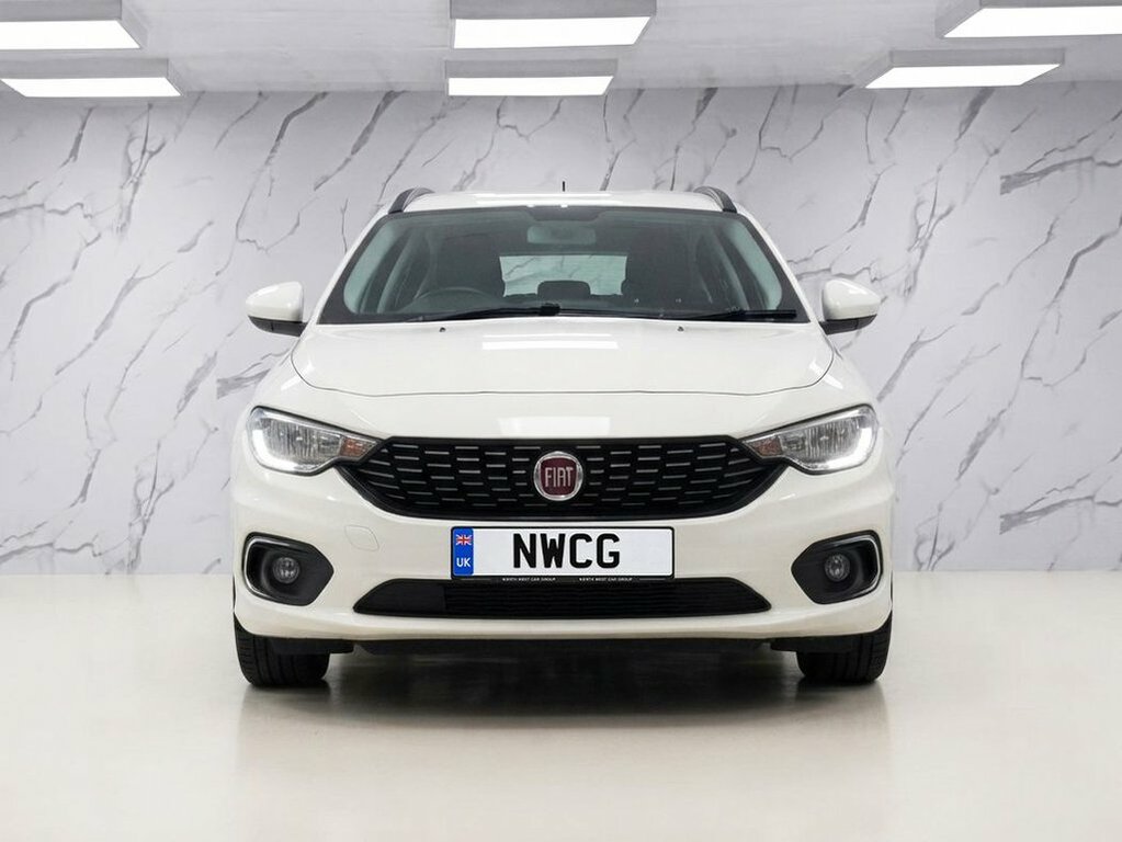Fiat Tipo 1.4L Lounge White #2