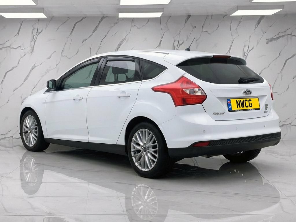 Ford Focus 1L Zetec Navigator White #3