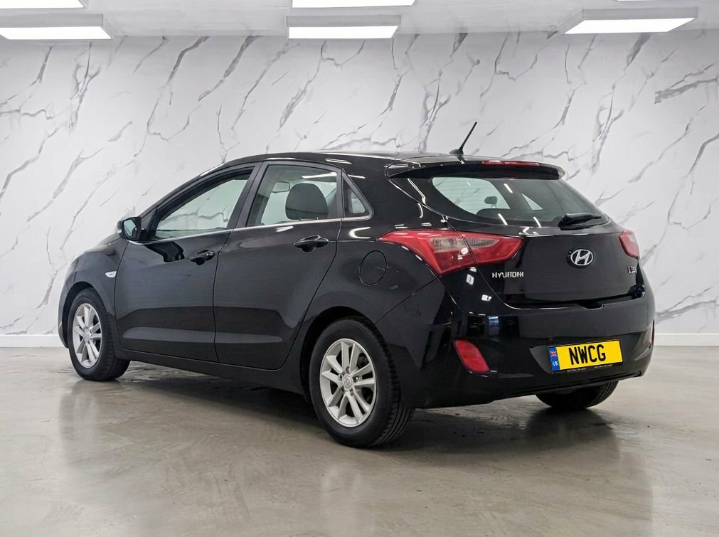 Hyundai I30 1.6L Se Black #4