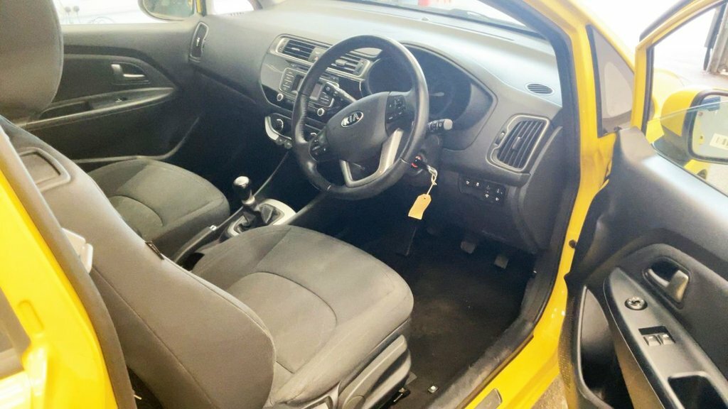 Kia RIO 1.25 Sr7 Red #9